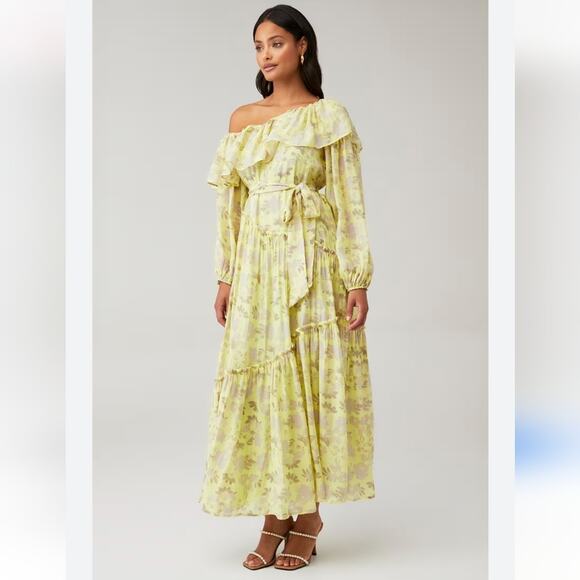 Astr Kaylani Floral Flowy Summer Dress Off Shoulder with ruffle and tiers Size M - Picture 5 of 13